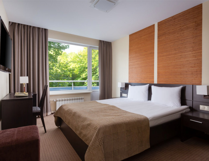 Стандарт с большой кроватью - Оздоровительный комплекс «Клязьма» Поведники